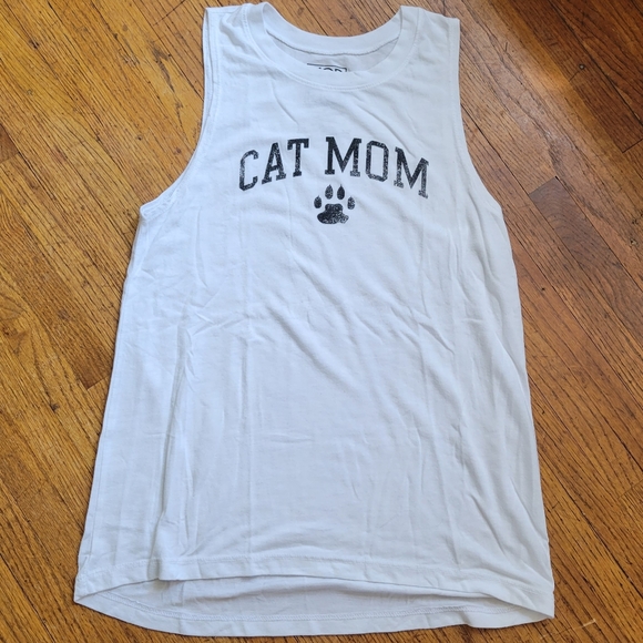 CAT MOM Tank Top Size Medium ๐ - Picture 1 of 4